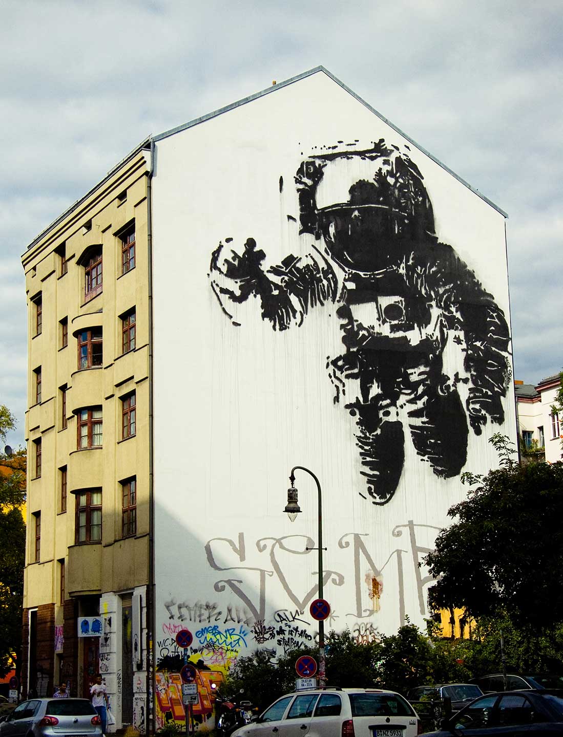 Mural de un astronauta