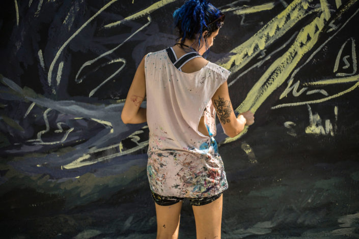 Proceso creativo del mural de Sisa Soldati y Sofi Mele en Arnau Gallery Julio 2022