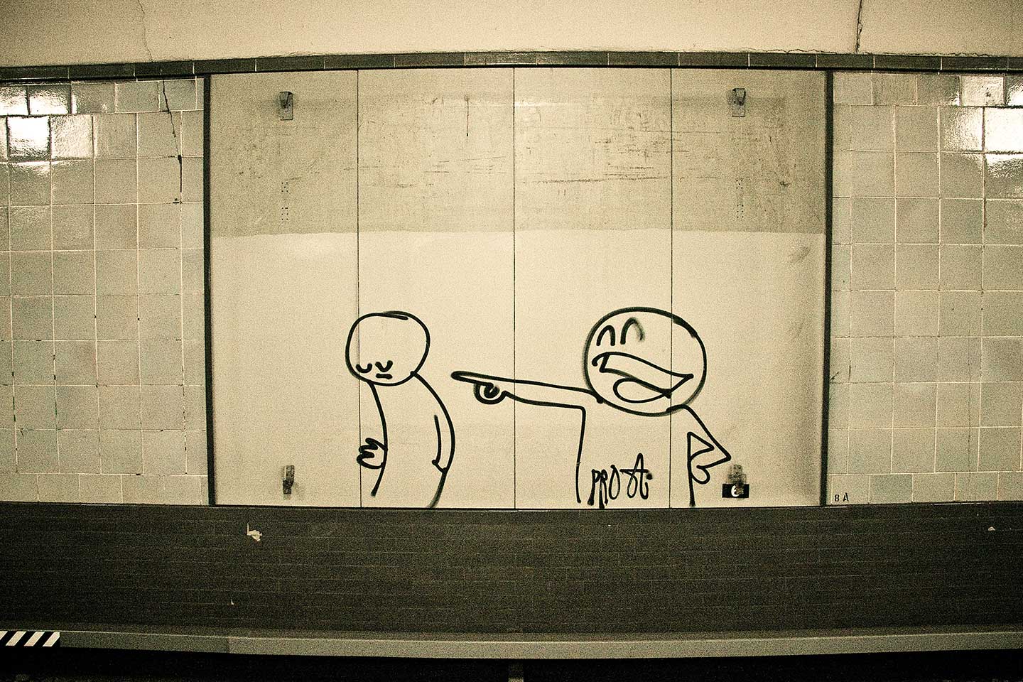 Grafitti en estación de metro