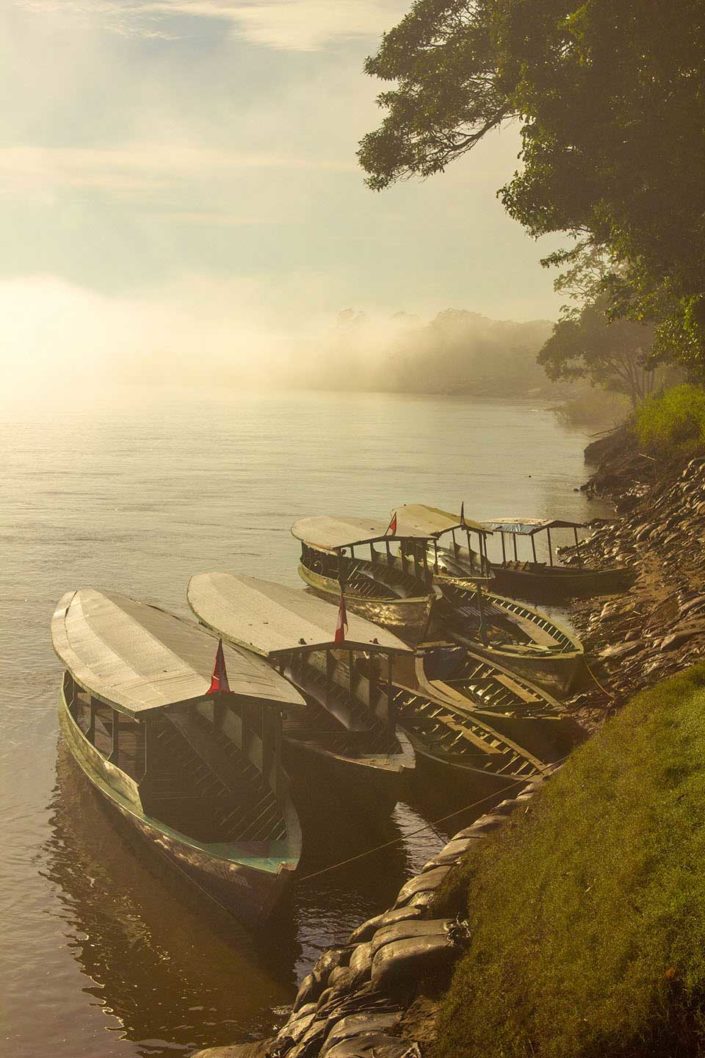 Botes en el río Madre de Dios