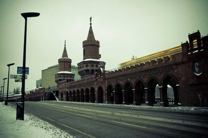 Puente, metro, nieve