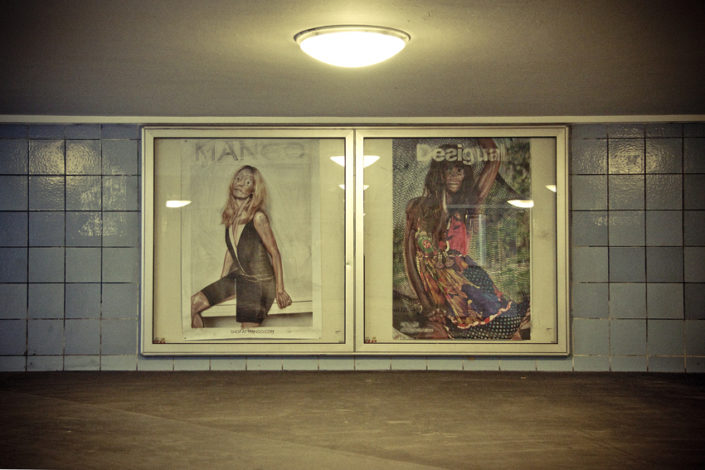 adbusting en el metro