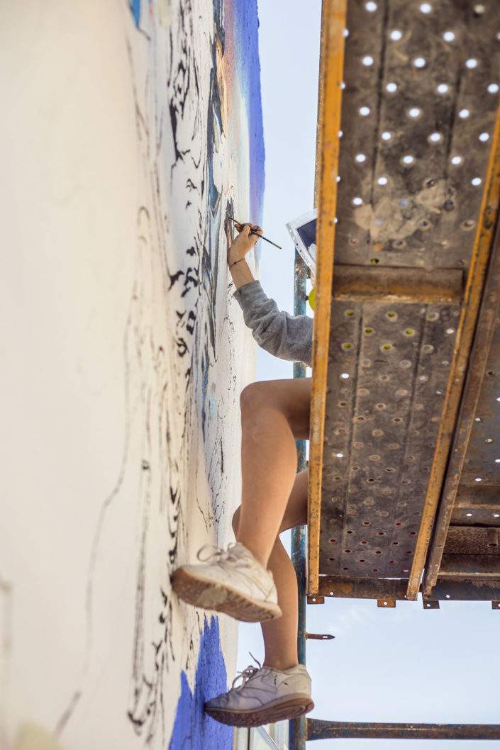 Artista Raquel Coba en el Festival Arte Urbano 23700