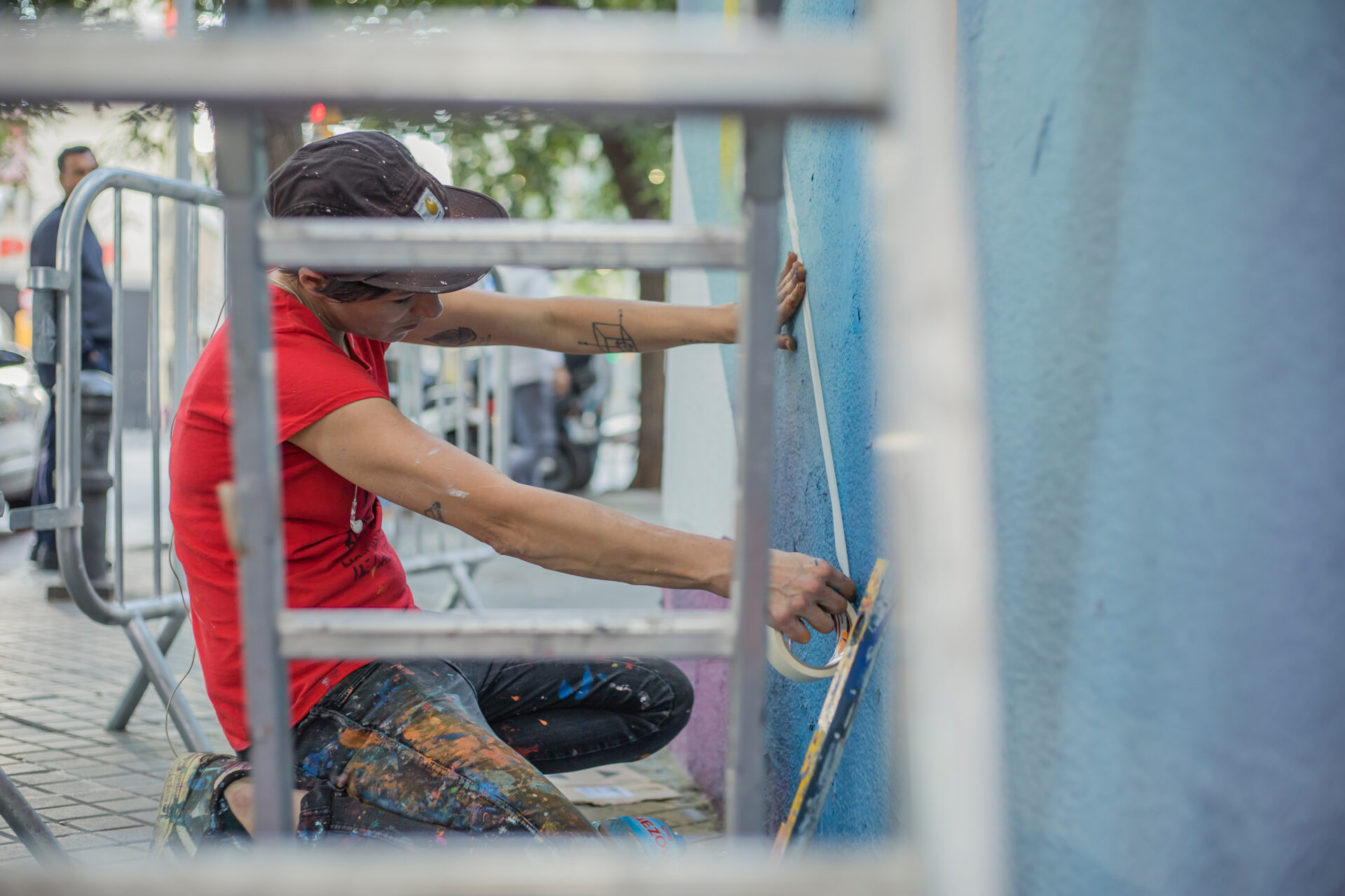 Proceso creativo del mural de Anna Taratiel y Chu en Arnau Gallery Noviembre 2022